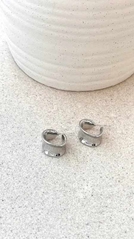 erin-hoop-earrings-silver