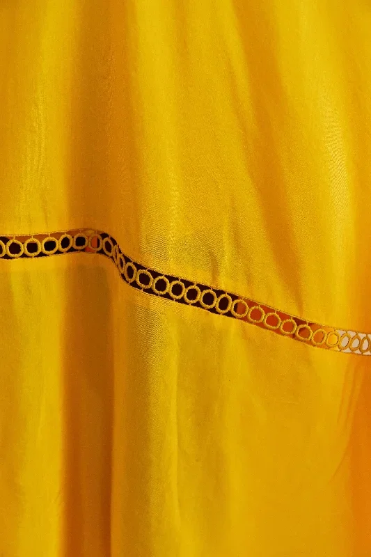 yellow-sleeveless-maxi-dress
